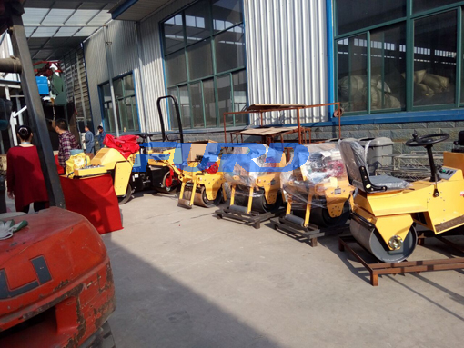 福瑞得機(jī)械座駕壓路機(jī)，手扶壓路機(jī)，小型灌縫機(jī)，井蓋切割機(jī)及時(shí)發(fā)貨