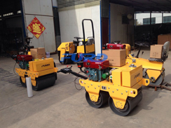 福瑞得壓路機(jī)座駕壓路機(jī)、手扶壓路機(jī)準(zhǔn)備發(fā)貨