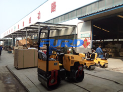 今日福瑞得微動態(tài)--福瑞得機械小型壓路機發(fā)往北京、福建等地